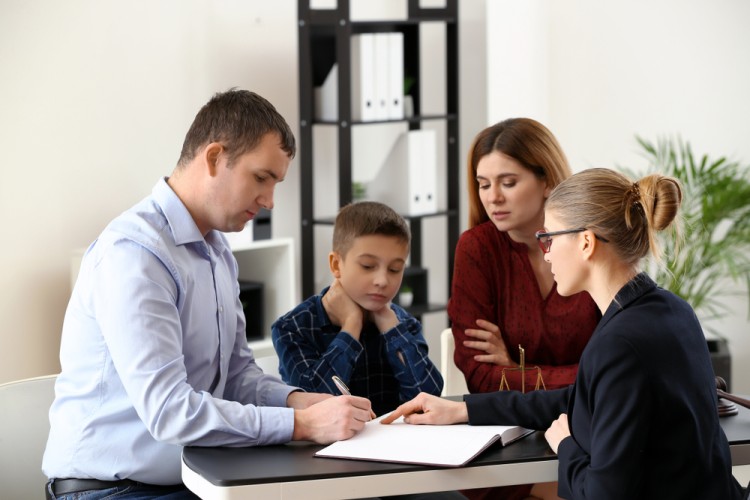 When To Seek Advice From Child Support Lawyers Brisbane